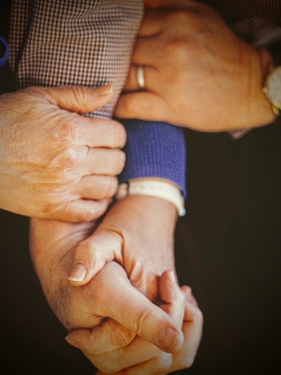 joshua-hoehne-0F4duBPWlCw-unsplash home care services